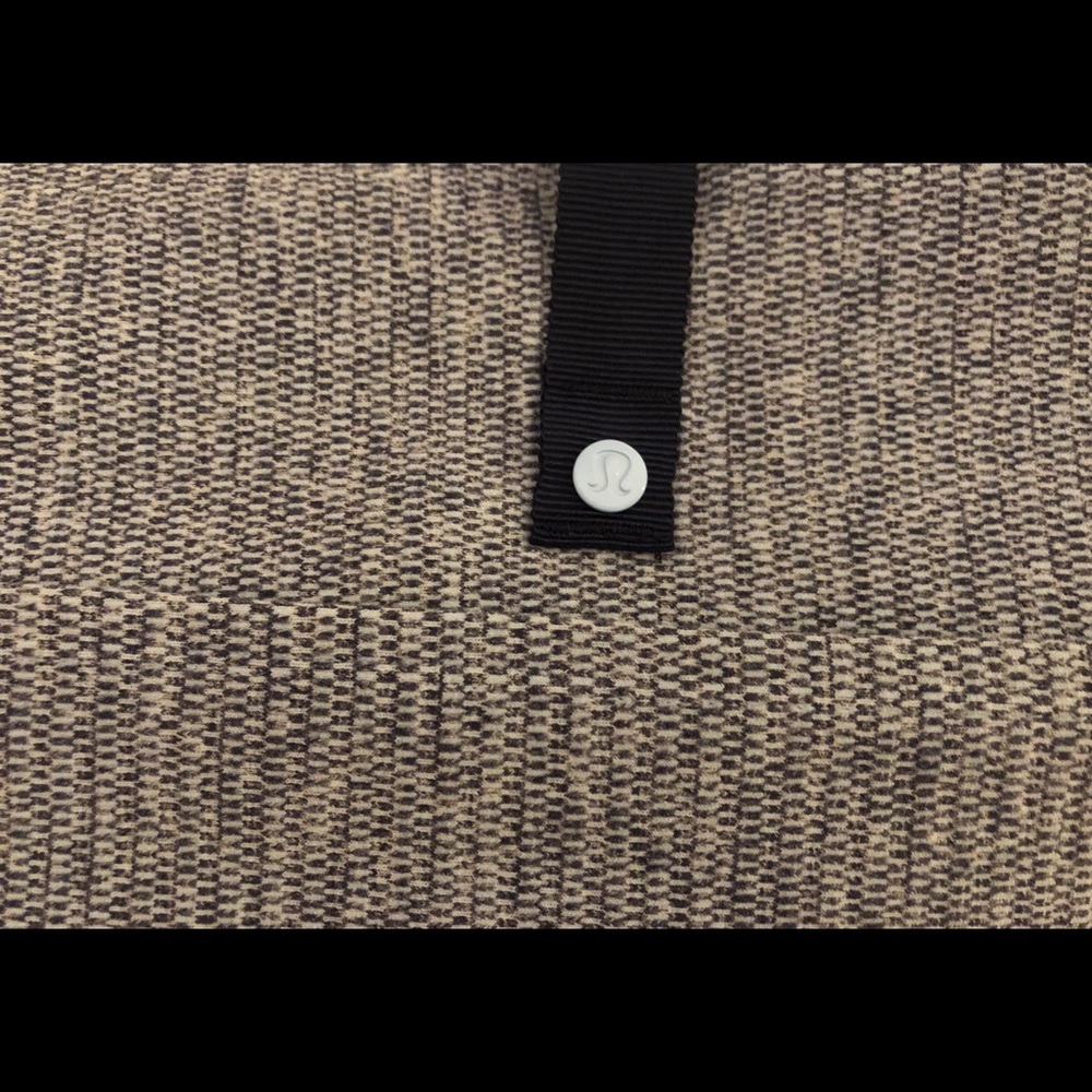 Lululemon Herringbone and striped Vinyasa scarf - Picture 2 of 4